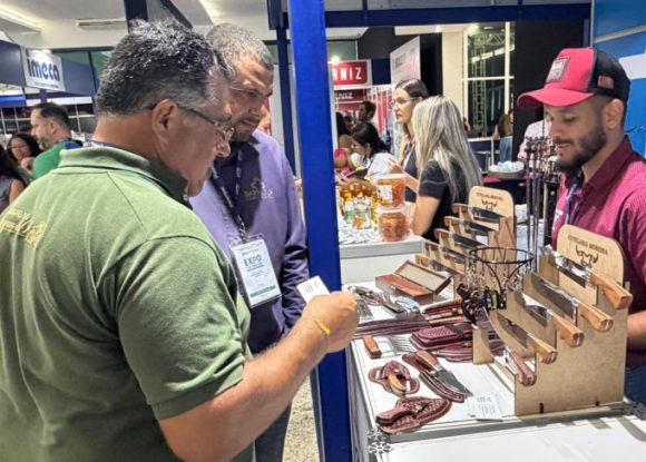 Empresários da região de Barretos fecham negócios e ampliam visibilidade com apoio do Sebrae-SP na Expo Plastripel | ASN São Paulo