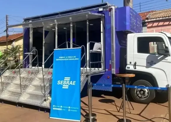 Sebrae Móvel leva atendimento gratuito e mutirão do MEI a Promissão | ASN São Paulo